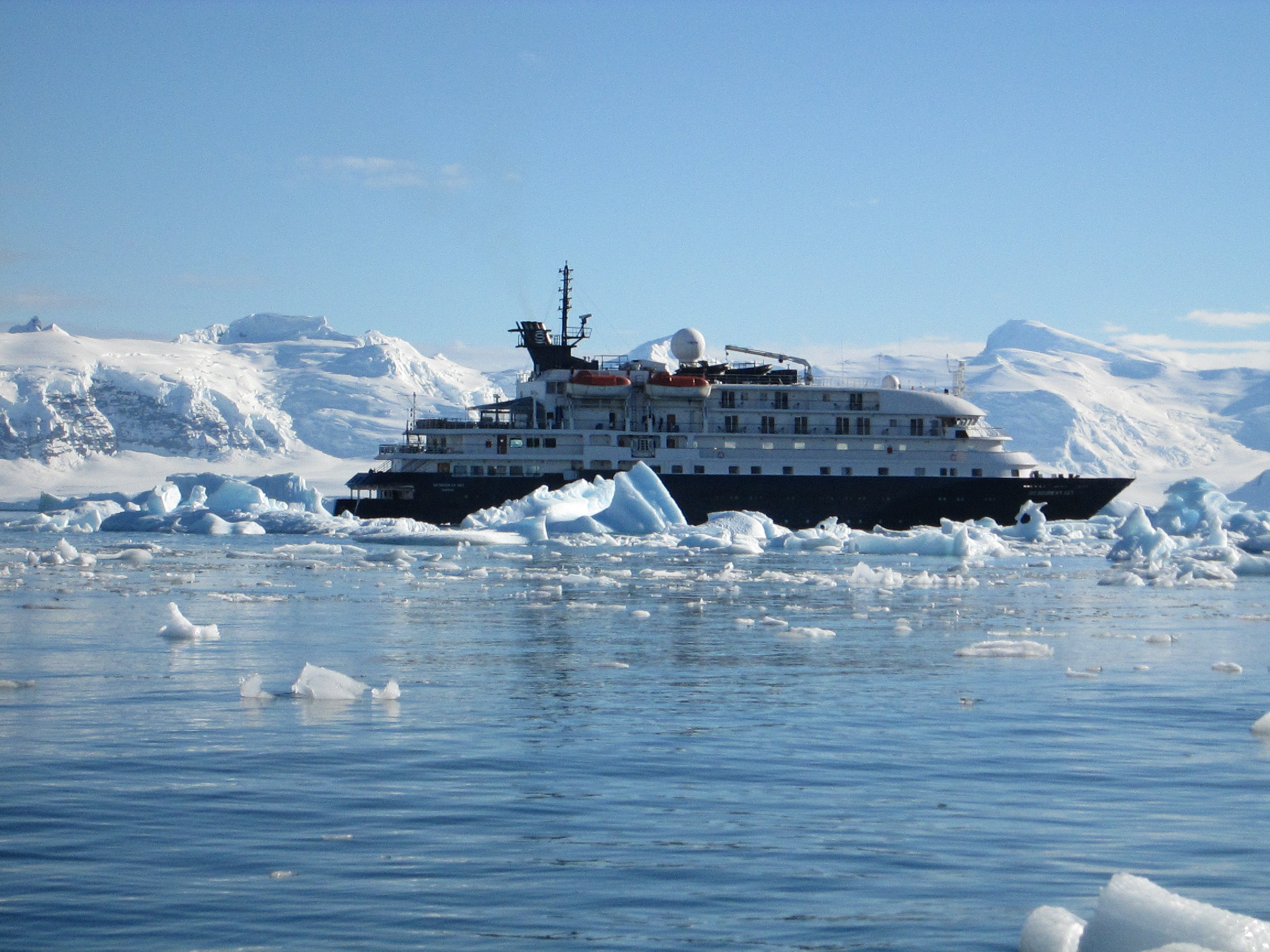 Luxury Antarctica Cruises | Swoop Antarctica