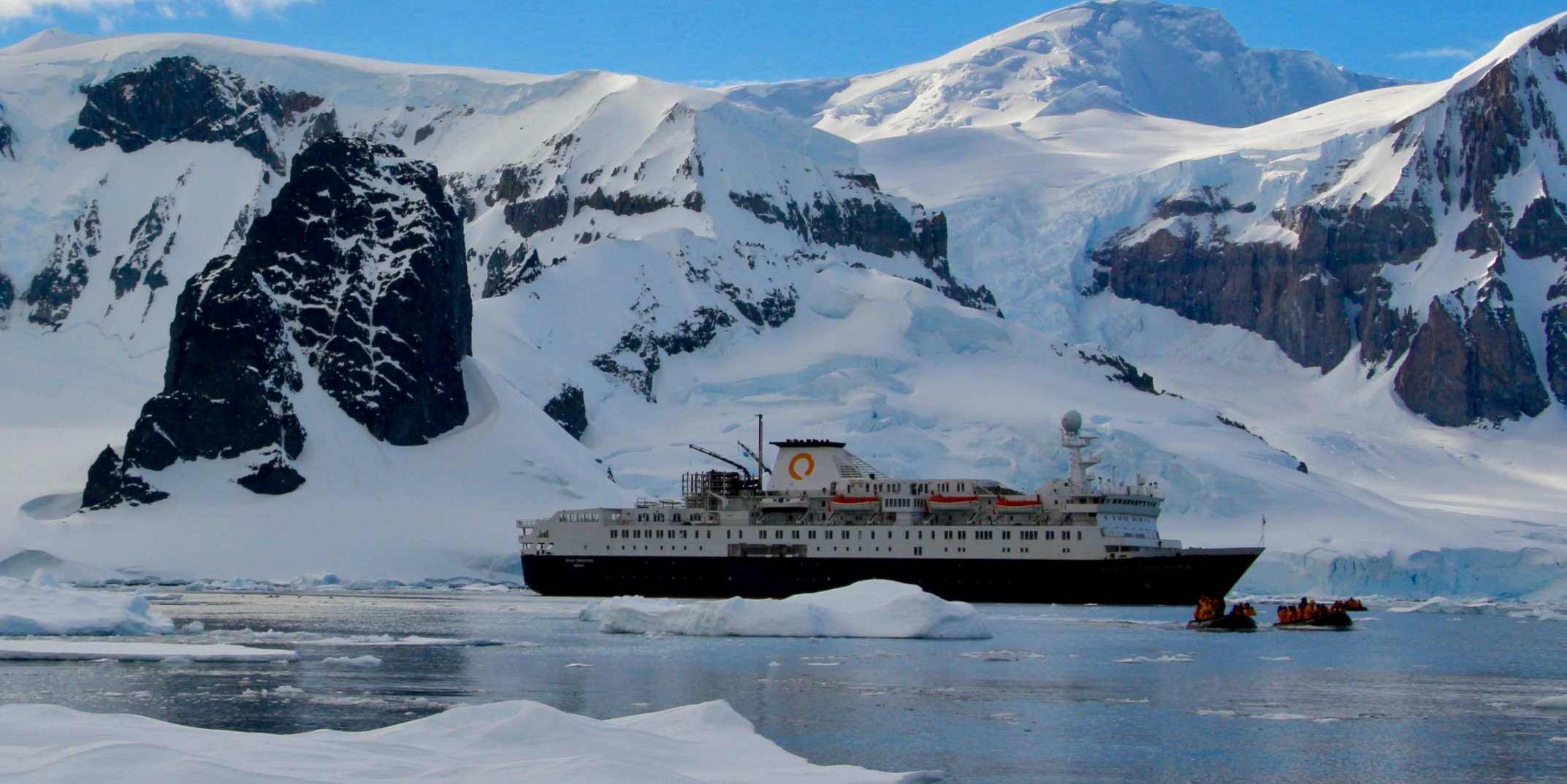 ocean-endeavour-ship-reviews-cabin-guide-swoop-antarctica