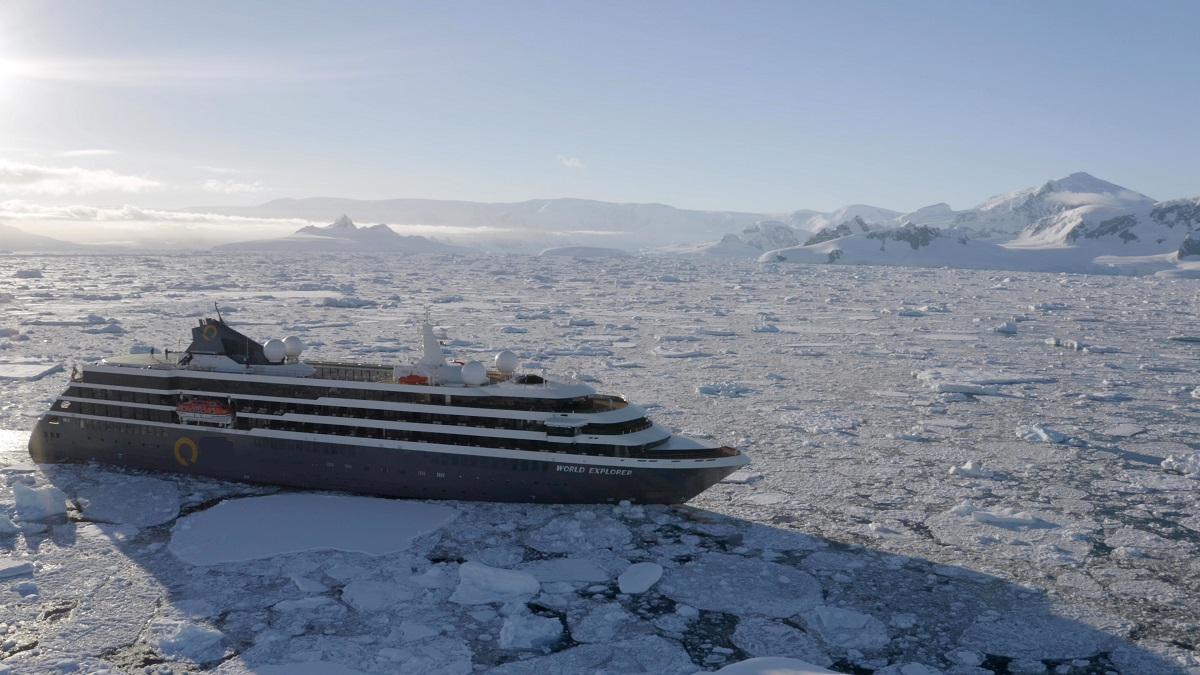 Antarctic Cruise Ships | Swoop Antarctica