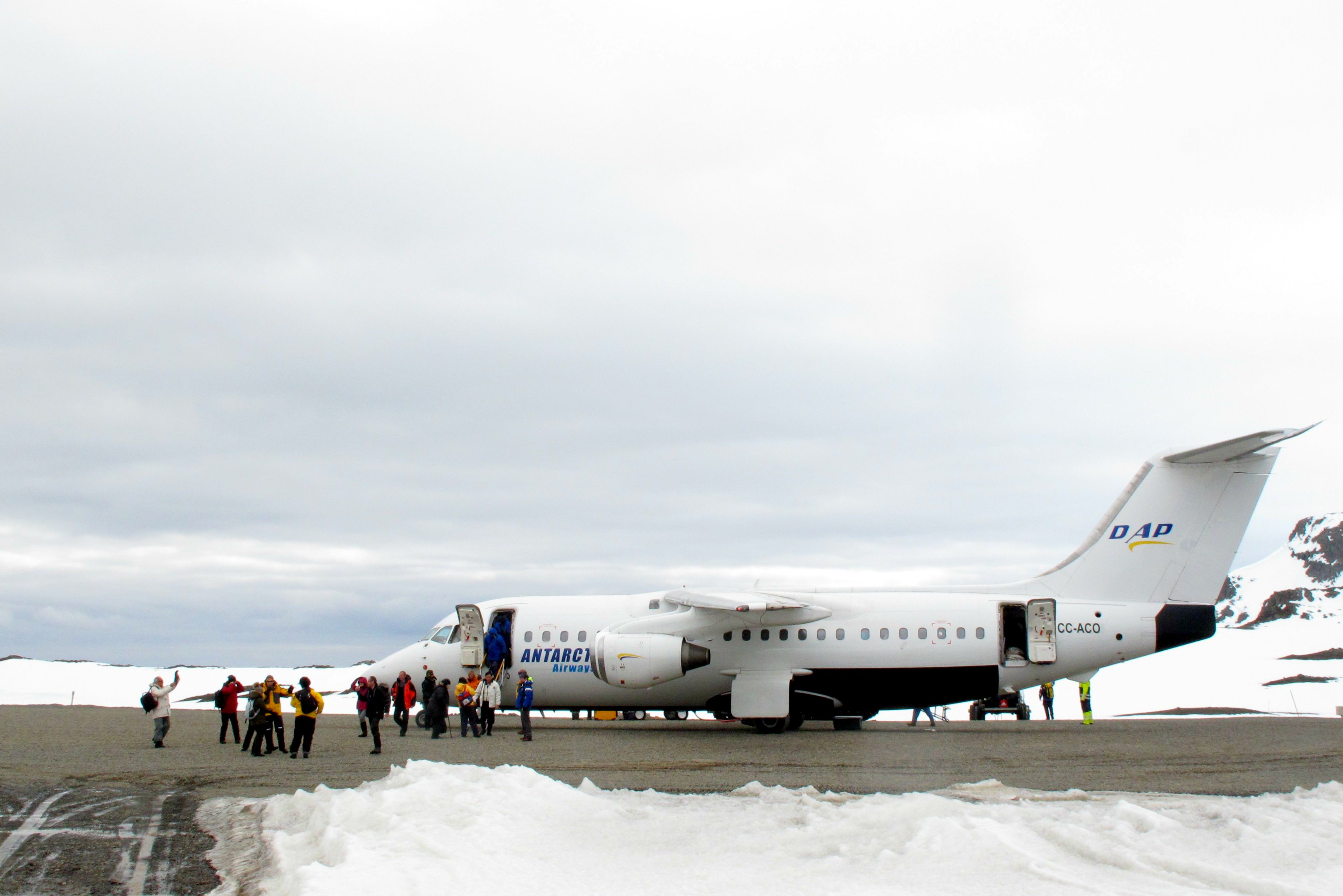 Arriving in Antarctica - Cheap flights to Antarctica