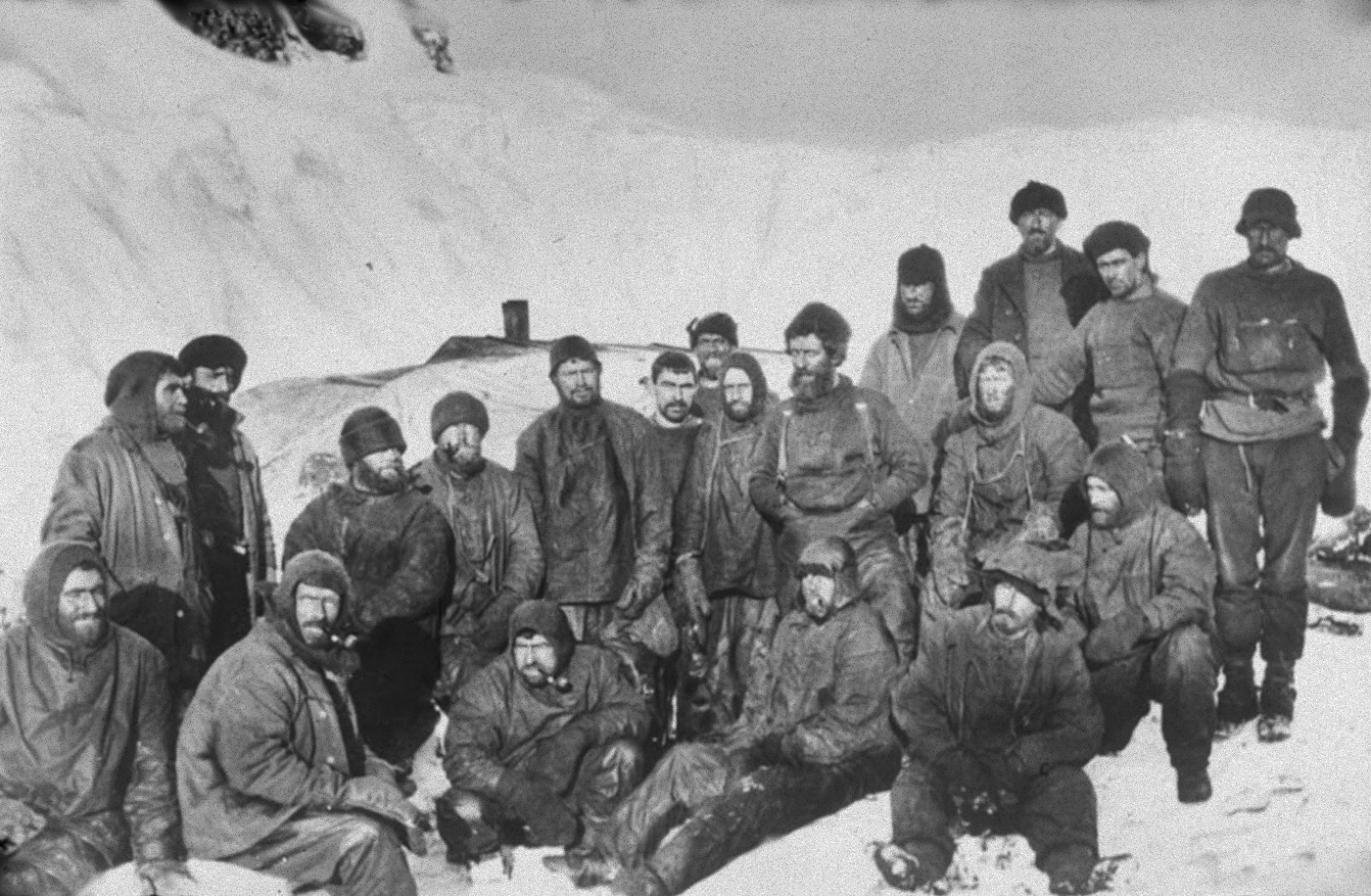 1916-05 The men stranded on Elephant Island