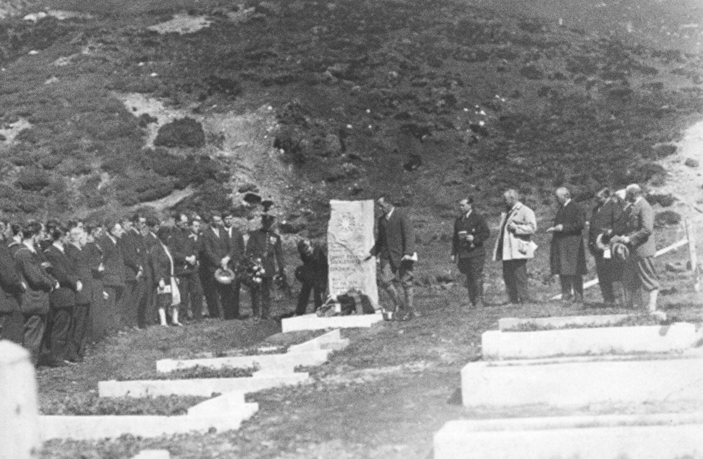 Shackleton buried in Grytviken